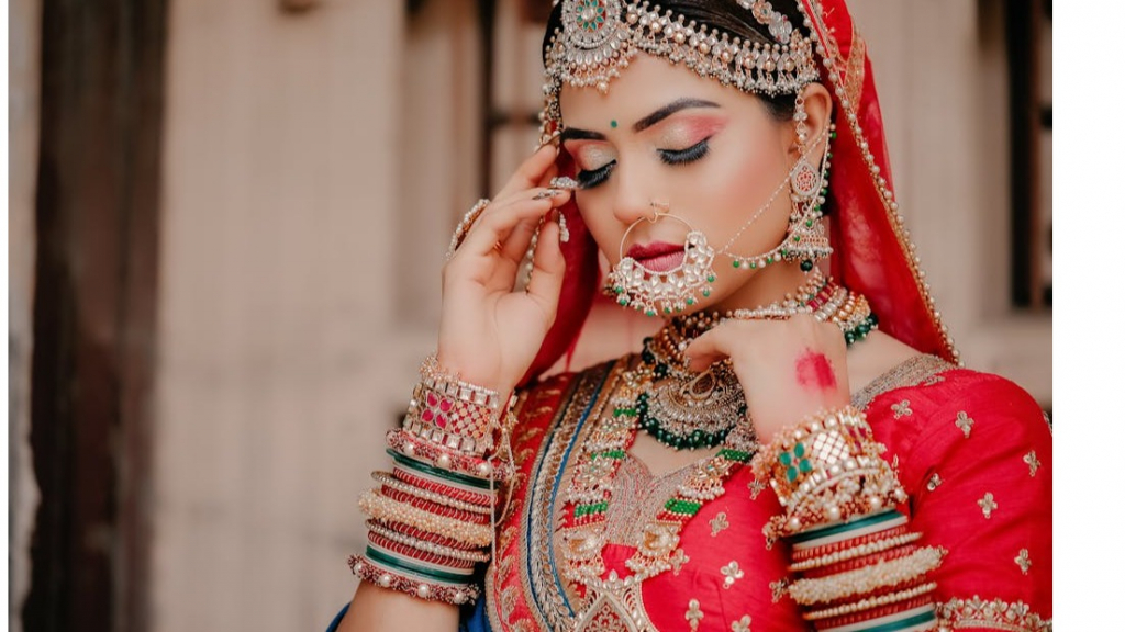 Jewels of the Empire: Mughal Queens and Their Iconic Accessories