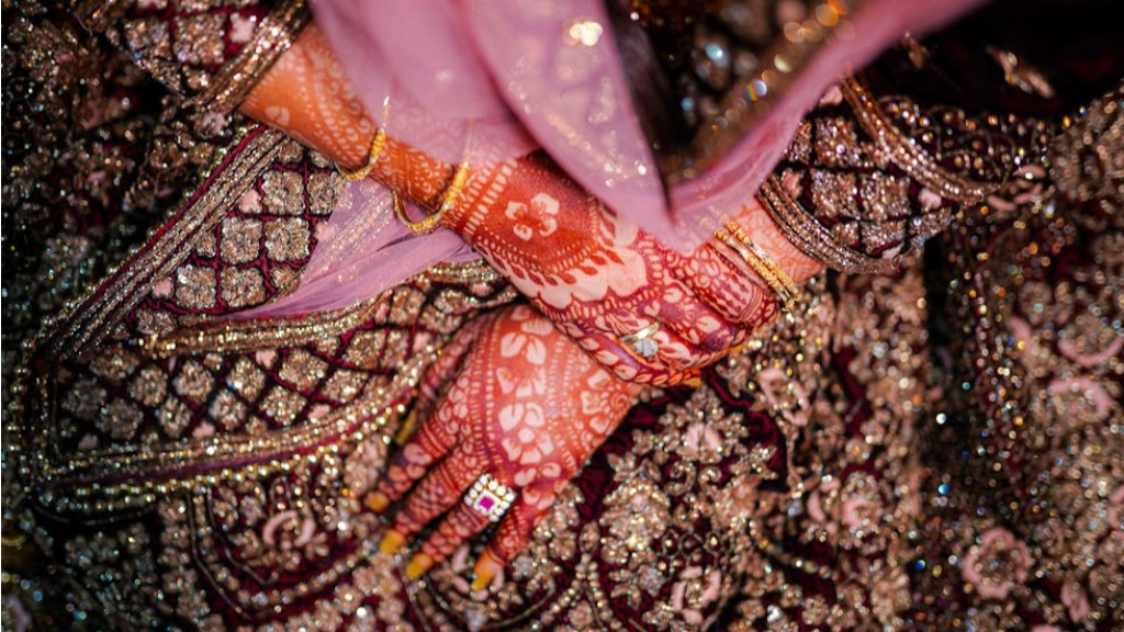 Transform Your Bridal Lehenga Business Online with Trendz Exhibitions