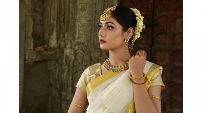 Kasavu Saree: Embracing Simplicity and Beauty with a Golden Glow